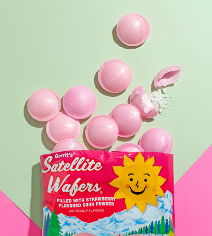 Gerrit's® Crunchy Strawberry Satellite Wafers®